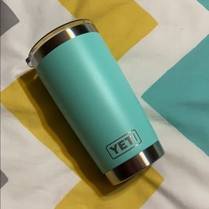 Yeti 20 oz Mug